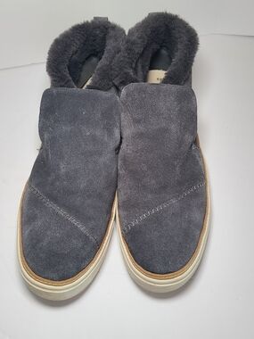 Womens Toms Suede Slip-On Casual Shoes in Dark Gray